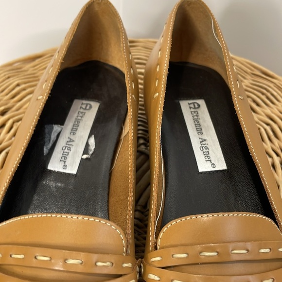 NWOT Etienne Aigner Butterscotch Pointed Almond Toe Loafers - Picture 11 of 11
